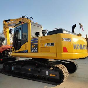 Excavadora usada Komatsu PC200-8N1 de 20 toneladas con motor SAA6D107E-1 aprobado por la EPA para el mercado europeo y americano en venta. - Product Image 2