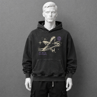 Sweat à capuche ample en molleton noir délavé style vintage pour homme, avec impression DTG personnalisée et broderie unie