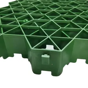 Pavimentazioni in plastica con griglia stabilizzatrice per ghiaia