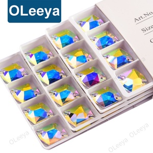 Strass à coudre en verre cristal de qualité supérieure Oleeya Factory, forme cosmique, 18 couleurs, pour vêtements et accessoires de mariage - Product Image 1