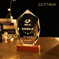 Trophée en verre cristal personnalisé avec gravure laser et base en bois LED, vente en gros par l'usine Honor