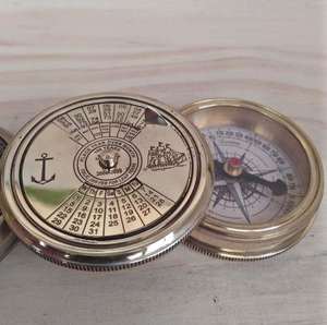 Boussole nautique en laiton finition brillante de super qualité couvercle pliant aiguille à rotation douce pour l'affichage d'aventure en plein air antique moderne - Product Image 2