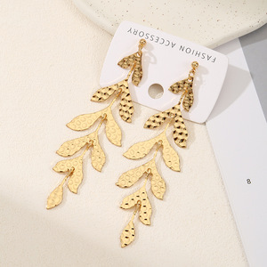 Pendientes Largos Elegantes Clásicos Unisex de Oro de Corea Dongdaemun, Diseño Único INS, Ligeros, de Lujo, Chapados en Oro de 24K, Regalo - Product Image 4