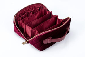 Yeni Bordo Şık Zarif Kadife Kozmetik Çantası Yastık Çantası Seyahat Makyaj Organizatörü Tuvalet Çantası Fermuarlı Çanta - Product Image 2