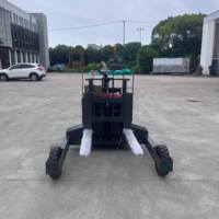 Chariot élévateur tout-terrain 3000 kg : levée de 400 mm, 24 V/100 Ah, moteur 1,5 kW, levage 2,2 kW, pneus robustes.