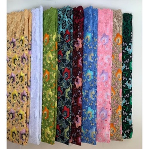 Nuovi Materiali in Vendita: Pizzo Voile Svizzero in Cotone per Nigeria, Pizzi Colorati in Cotone con Motivi Floreali e Applicazioni <span class=keywords><strong>di</strong></span> Pietre - Product Image 6