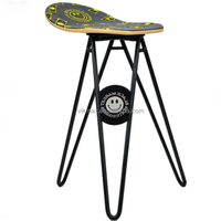 Tabouret de skateboard pliable portable multifonctionnel pour le camping en plein air, la pêche, chaise de skateboard pliable