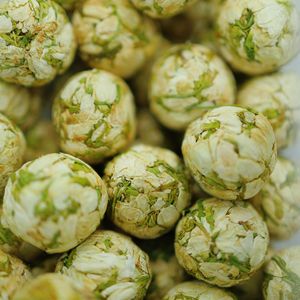 Tè Aromatizzato Liofilizzato Biologico LongZhu Dragon Ball, Specialità <span class=keywords><strong>di</strong></span> Yunnan, Fiori Puri in Vetro per Tubo, 5 Rose e <span class=keywords><strong>Foglie</strong></span> <span class=keywords><strong>di</strong></span> Loto - Product Image 5
