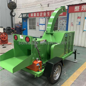 Branches d'arbre mobiles diesel de 32HP écrasant la déchiqueteuse de broyeur déchiqueteuse à bois multifonctionnelle avec le moteur de noyau et les composants de moteur - Product Image 3