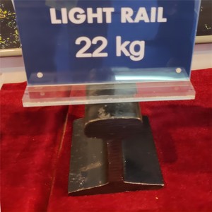 Norme légère Offre Spéciale du <span class=keywords><strong>fer</strong></span> Q235B 55Q <span class=keywords><strong>de</strong></span> poutres d'acier <span class=keywords><strong>de</strong></span> profil <span class=keywords><strong>de</strong></span> carbone <span class=keywords><strong>de</strong></span> voie ferrée pour le transport <span class=keywords><strong>de</strong></span> - Product Image 3