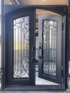 Porte d'entrée en fer forgé sur mesure - Cadre en acier orné avec verre trempé et moustiquaire de sécurité pour une entrée élégante de villa - Product Image 6