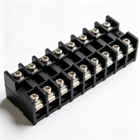 Barrette de bornes de connexion à vis traversante 300V 15A en laiton 8 pôles avec base industrielle en PBT pour câbles 11-20 AWG