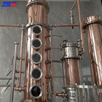 Colonne de distillation fractionnée à reflux JOSTON 500l en acier inoxydable et cuivre rouge pour la distillerie d'alcool industriel