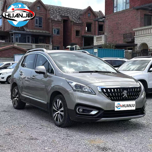 Auto Usado 2016 Peugeot 3008 Classic 1.6THP FWD con Llantas de 17 Pulgadas, Luces LED, Aire Acondicionado de Doble Zona, SUV Práctico - Product Image 2