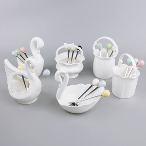 <span class=keywords><strong>Moderno</strong></span> ristorante utensili da cucina a forma di cigno <span class=keywords><strong>bianco</strong></span> in ceramica posate porta utensili per la casa - Product Image 4