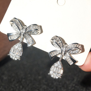 Orecchini a perno con fiocco e zirconi da donna, gioielli alla moda scintillanti e dolci da principessa - Product Image 6