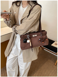 Nuevo Bolso de Hombro Premium Único y Moderno, Bolso Versátil para Salidas, Compras y Desplazamientos, Bolso de Diseño de Lujo para Mujer - Product Image 3