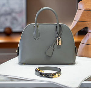 Sac Boston minimaliste en cuir véritable pour femmes, grande capacité, sac à bandoulière, sac à main en cuir de vachette - Product Image 4