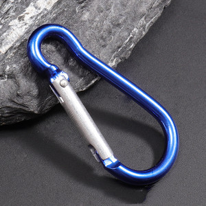 Mousqueton en aluminium en forme de gourde, mini-clip porte-clés personnalisé avec logo et couleur pour sac à dos, camping, voyage - Product Image 1