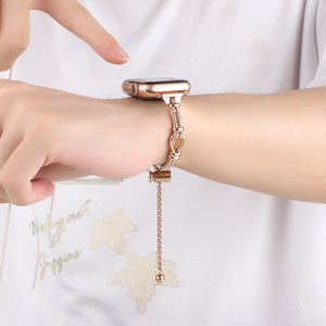 <span class=keywords><strong>Bracelet</strong></span> torsadé en acier inoxydable à la mode pour femmes <span class=keywords><strong>Bracelet</strong></span> réglable en or Bijoux Cadeau pour <span class=keywords><strong>apple</strong></span> <span class=keywords><strong>watch</strong></span> série 9 8 <span class=keywords><strong>7</strong></span> 6 5 - Product Image 2