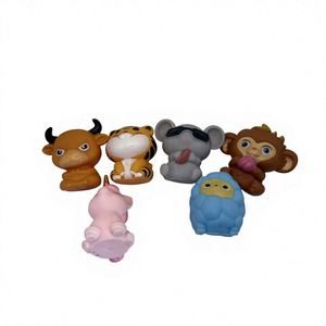 Figurines d'animaux en vinyle personnalisées (ours, singe) pour bébés, jouets de bain flottants, à presser et sonores pour enfants et bébés, plaisir estival - Product Image 5