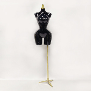 Mannequin Torse <span class=keywords><strong>Femme</strong></span> <span class=keywords><strong>Grande</strong></span> <span class=keywords><strong>Taille</strong></span> aux Formes Généreuses avec Fessier Imposant, Haut du Corps en Tissu, Vente en Gros au Meilleur Prix - Product Image 3