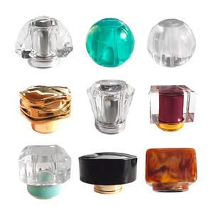 Tappo Esterno Personalizzato per Bottiglia di Profumo in Vetro Trasparente, Qualsiasi Stile, Coperchio in Materiale Composito, Serigrafia, Antigoccia, Avvitabile - Product Image 3