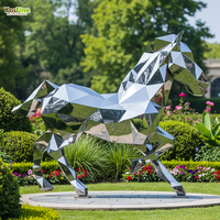 Sculpture de cheval géométrique en acier inoxydable poli, style low-poly, pour l'extérieur, la ferme, le ranch, le jardin, l'art paysager