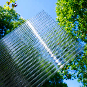 Panneau de toiture en polycarbonate alvéolaire de 6 mm avec protection UV, prix pour panneau double paroi pour toiture - Product Image 3