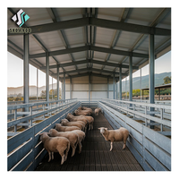 Étable à chèvres préfabriquée bon marché à prix d'usine avec abri design pour ferme laitière pour bovins et caprins vivants