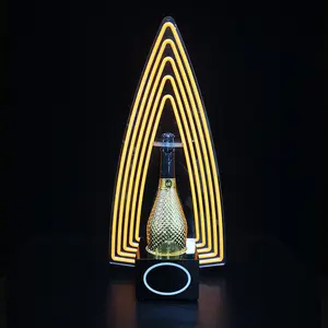 OEM altın kalkan Bar şarj edilebilir akrilik VIP şişe Glorifier servis tepsisi kokteyl şampanya maça LED şişe sunum