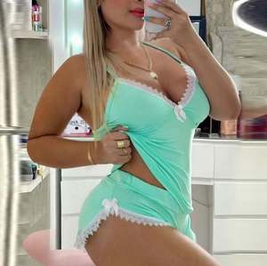 K2088 Nuevo Pijama para Mujer en Existencia, Estampado Floral de Moda, Conjunto de 2 Piezas, Ropa de Dormir para Mujer - Product Image 4