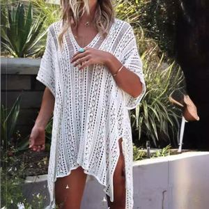 Bikini de una sola manga con cuello en V para vacaciones, tipo smock, con diseño calado y flores, abrigo playero estampado, suelto, largo, tipo jersey, 100% poliéster, transpirable. - Product Image 2