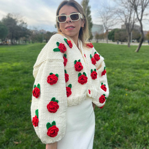 <span class=keywords><strong>Cardigan</strong></span> Oversize da Donna in Maglia Grossa con Applicazione Rosa 3D, Maglione Crema con Fiori all'Uncinetto, Apertura Frontale, Maniche Lunghe, Top Invernale Personalizzato - Product Image 1