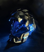 Le nouveau casque est équipé d'une commande vocale Jarvis et peut s'ouvrir et se fermer automatiquement.