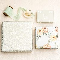 Papier d'emballage cadeau en rouleau de luxe avec impression florale or et argent, taille personnalisée, vente en gros en Chine pour mariage