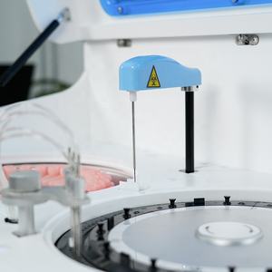 China BIOBASE 300 T/<span class=keywords><strong>H</strong></span> Analisador Químico Automático BK-310 Produção 300 Testes/hora Analisador Químico para Laboratório - Product Image 4