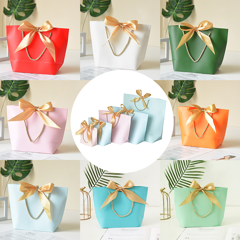 Sac en papier pliable en forme de bateau