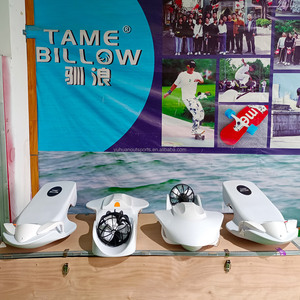 TAME BILLOW Scooter Submarino Eléctrico de Alta Velocidad de 5000W con Marco de Aleación de Aluminio, Hélice de 6500 RPM, 40-90min de Autonomía - Product Image 6