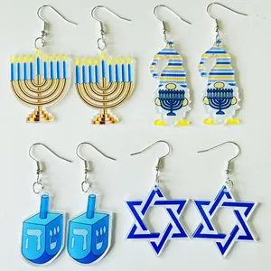 Venta al por mayor Hanukkah hueco gota de agua acrílico pendientes de madera diseño de moda paloma vela estrella elfo colgante pendientes
