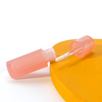 Tubes de brillant à lèvres d'emballage de brillant à lèvres de baguette courte mignonne 4.5ML conteneurs de brillant à lèvres roses Tube de brillant à lèvres vide avec applicateur de brosse
