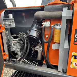 Mini-excavatrice Hitachi Zx70 d'occasion certifiée CE, rotation zéro, largeur 1,4 m, moteur d'origine, faible consommation de carburant - Product Image 6