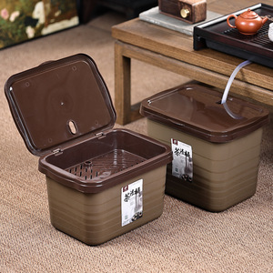 Cubo para té cuadrado color caqui con tapa de material PP para accesorios del juego de té Kung Fu - Product Image 1