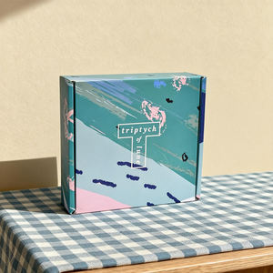 Boîte cadeau luxueuse en carton ondulé avec logo personnalisé, emballage en carton recyclé pour chaussures et <span class=keywords><strong>sous</strong></span>-vêtements, idéale pour l'expédition, avantage UV - Product Image 1