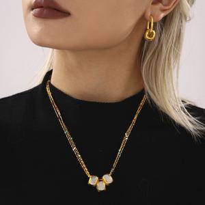 Collier tendance pour femme en acier inoxydable doré avec pendentif rond en métal et perles, orné de zircon, idéal pour le quotidien, cadeau de bijoux. - Product Image 3