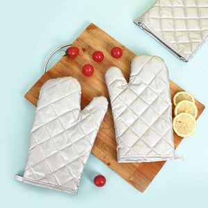 Oven Mitts <b>Silver</b> Coated 26cm Heat Resistant For Baking Microwave Use - Product Image 3
