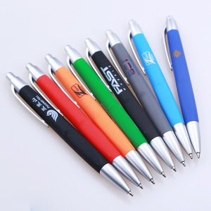 Stylo à bille personnalisé avec logo, revêtement en caoutchouc, en plastique - Product Image 1