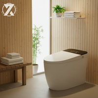 Toilette intelligente avec eau chaude, nettoyage, évacuation en S, télécommande, siège chauffant, service OEM ODM, salle de bain de luxe
