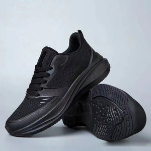 ODM OEM Chaussures de sport pour femmes de haute qualité, tige en maille Fly Knit, légères, respirantes, amortissantes, confortables, baskets pour la mode de rue - Product Image 1