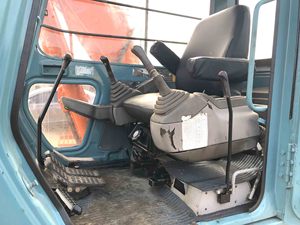 Excavadora casi nueva de buena calidad, original Hitachi EX120 de 12 toneladas, excavadora hidráulica de cadenas para movimiento de tierras con EPA, en venta a bajo precio. - Product Image 5